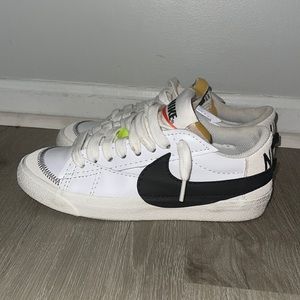 NIKE BLAZER LOW 77 JUMBO